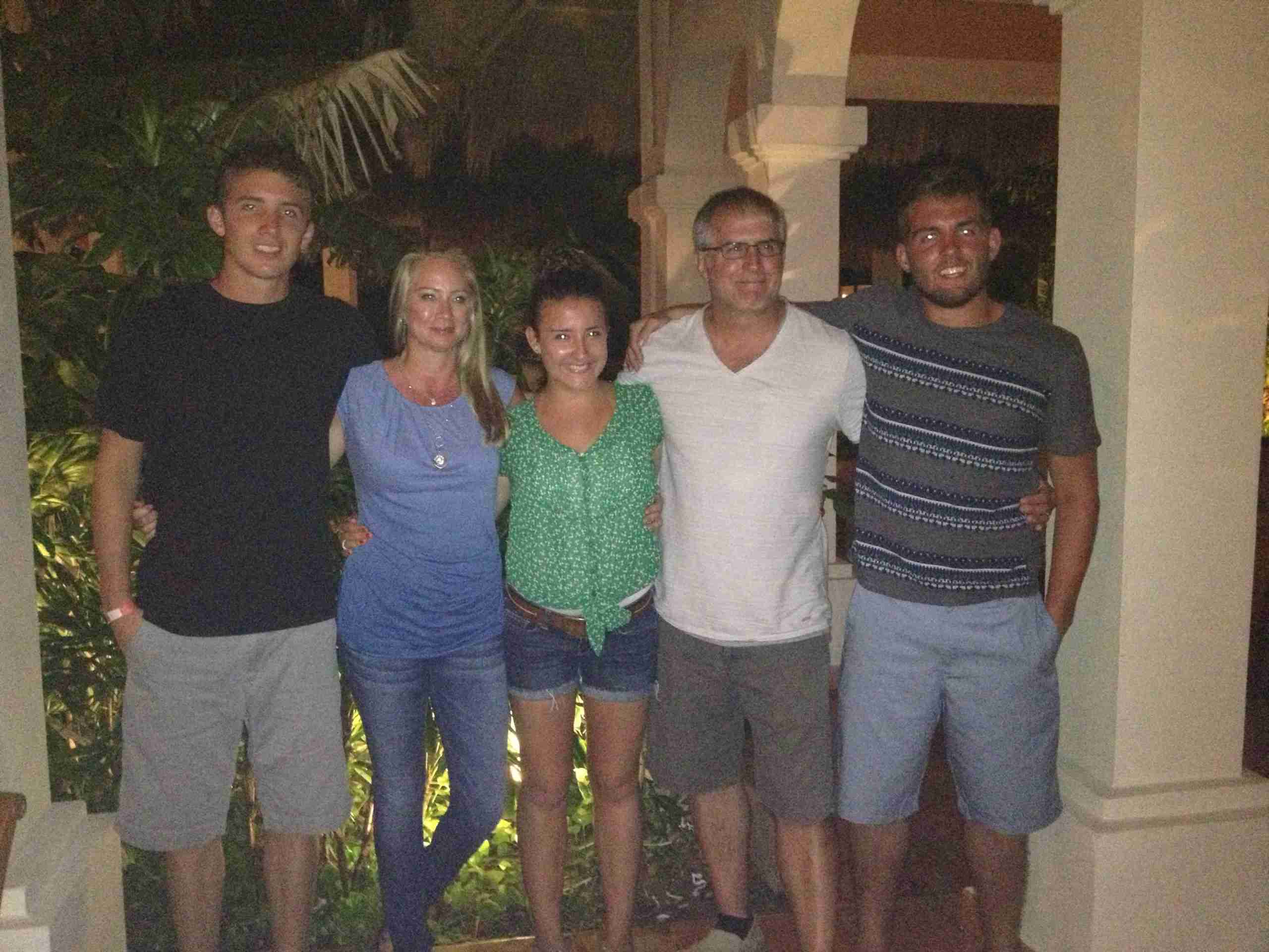 IMG_0670 Matt Henderson and family in the Dominican Republic